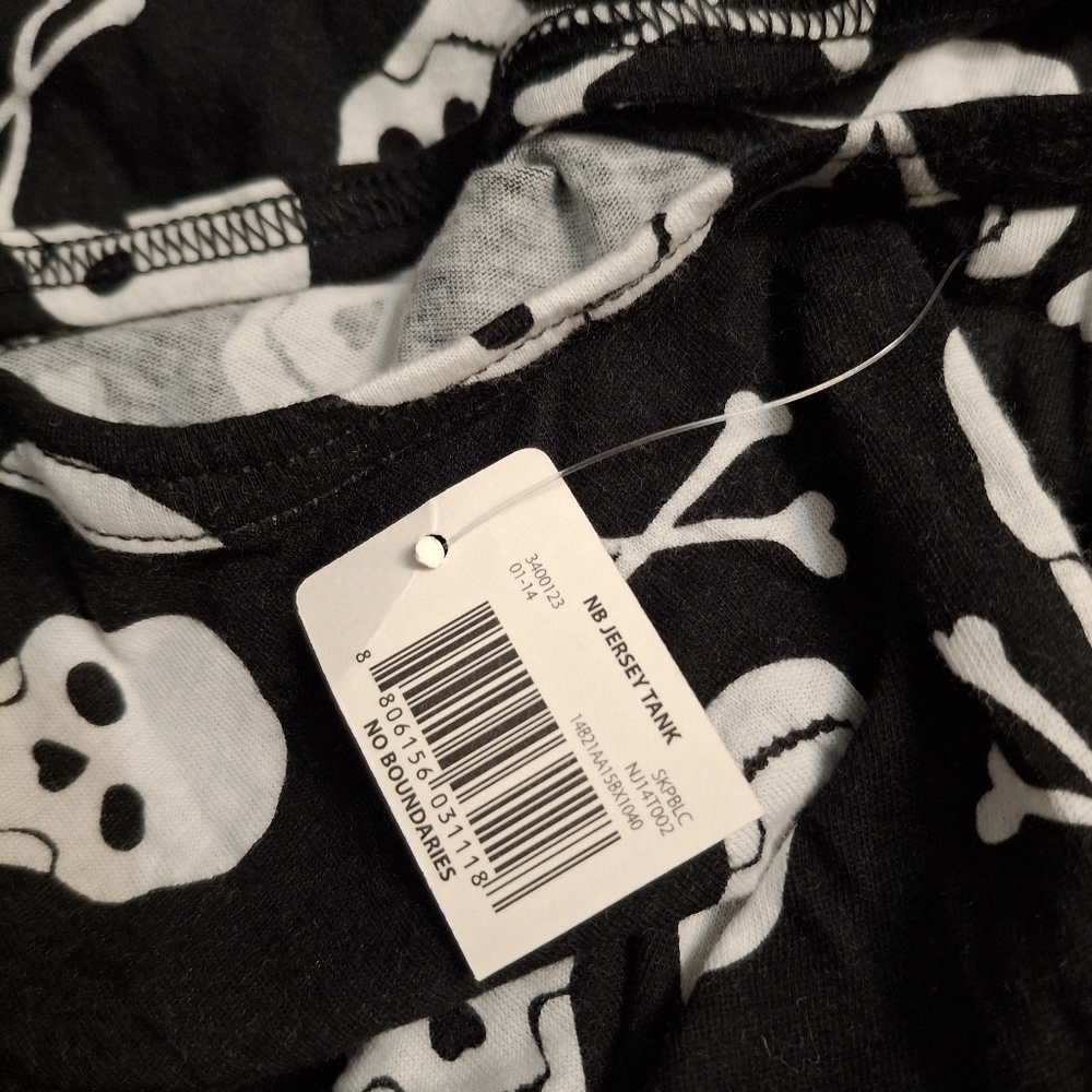 No Boundaries Black and White Skull Bones Tank Top - Picture 4 of 4